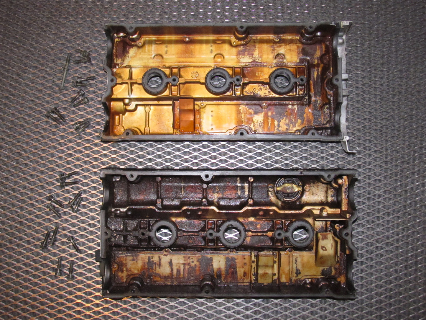 94 95 96 97 Mitsubishi 3000GT OEM Engine Valve Cover