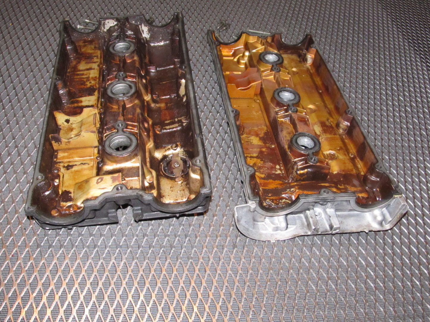 94 95 96 97 Mitsubishi 3000GT OEM Engine Valve Cover