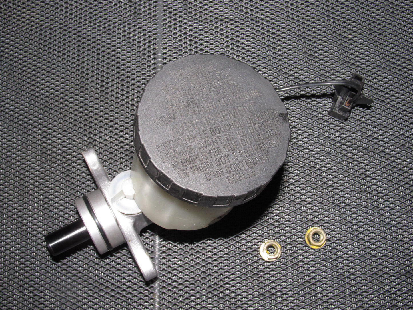 94 95 96 97 Mazda Miata OEM Master Brake Cylinder