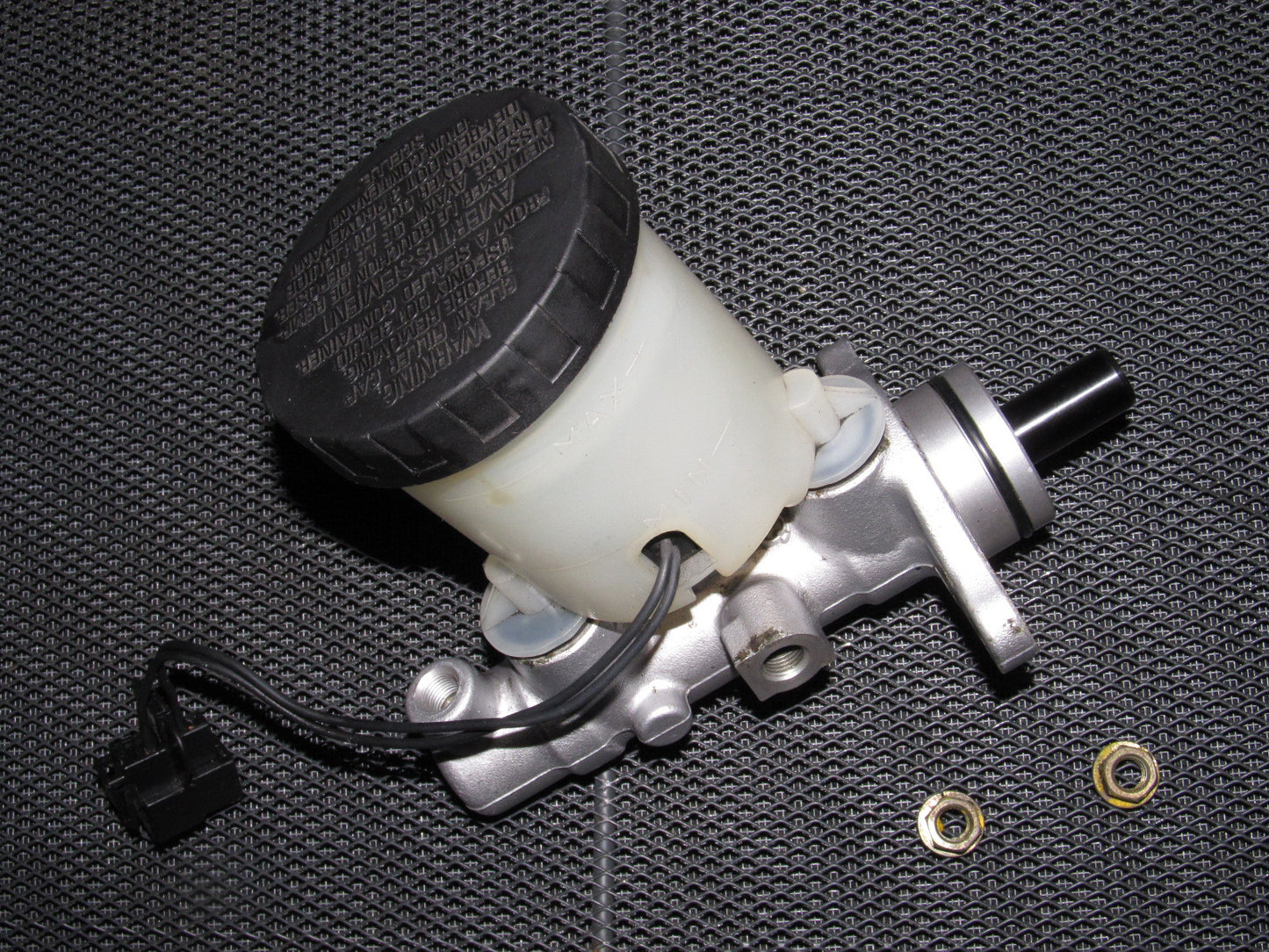 94 95 96 97 Mazda Miata OEM Master Brake Cylinder