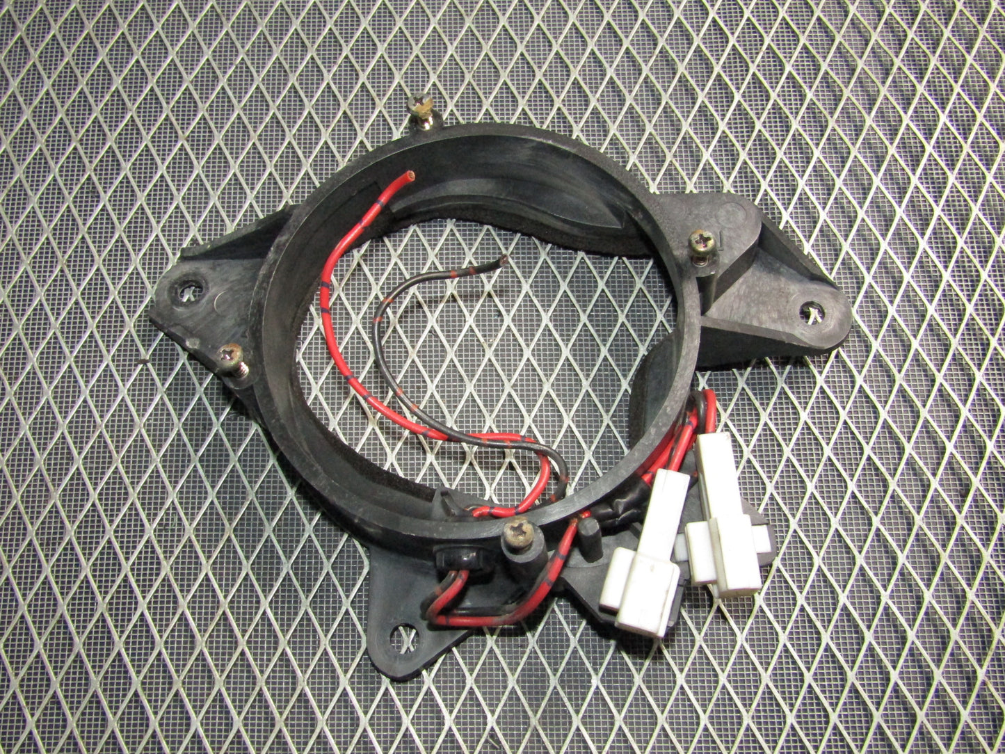 87-91 Toyota Crown Royal Saloon OEM Door Speaker Bracket - Rear Left