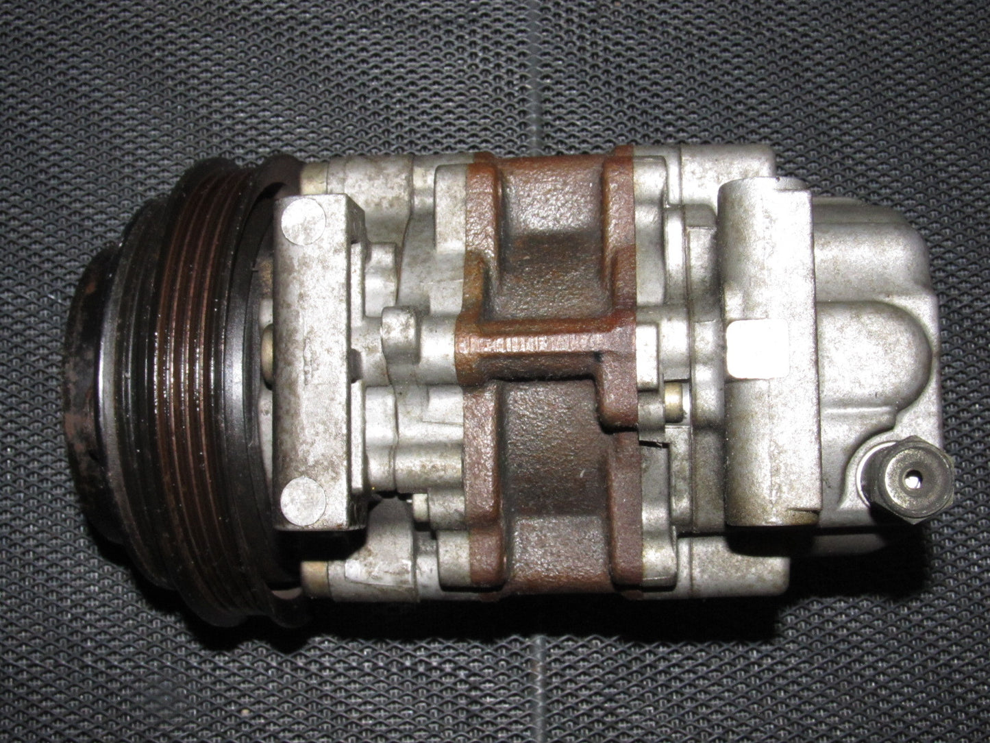 94 95 96 97 Mazda Miata OEM A/C Compressor & Clutch