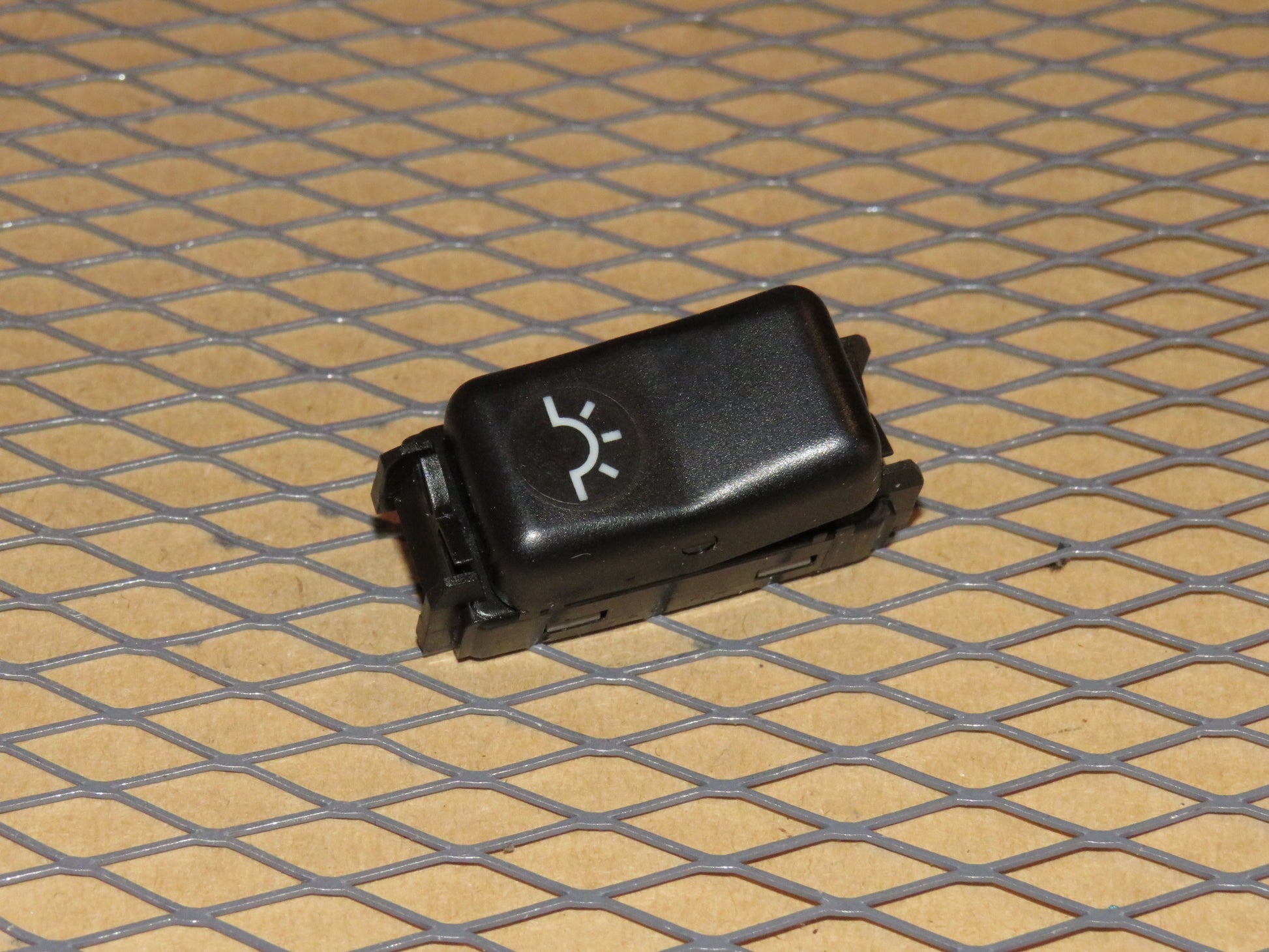 92-93 Mercedes 500E OEM Dome Map Light Switch