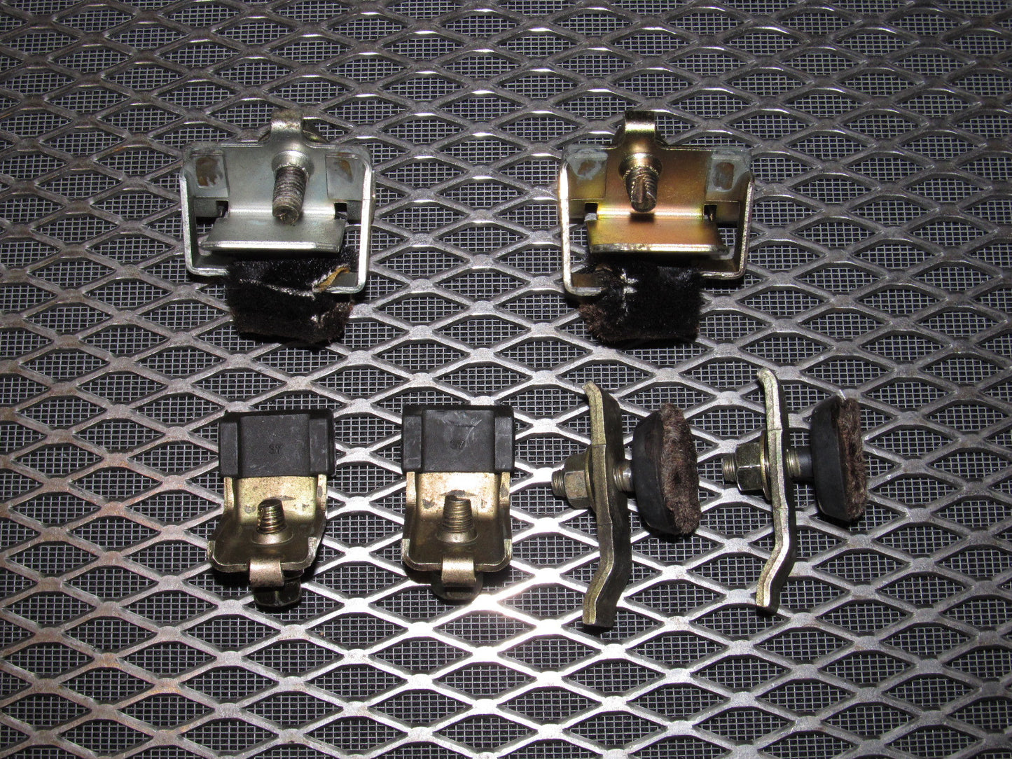 94 95 96 97 Mitsubishi 3000GT OEM Window Stopper Set