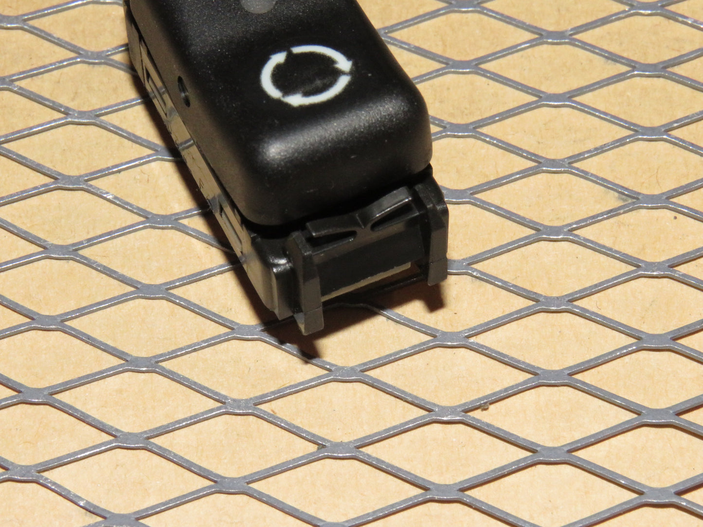 92 93 Mercedes 500E OEM Temperature Climate Control Air Recirculation Switch