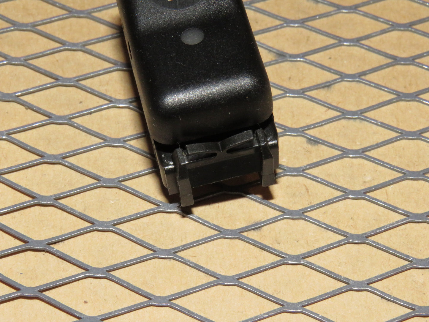 92 93 Mercedes 500E OEM Rear Defroster Switch