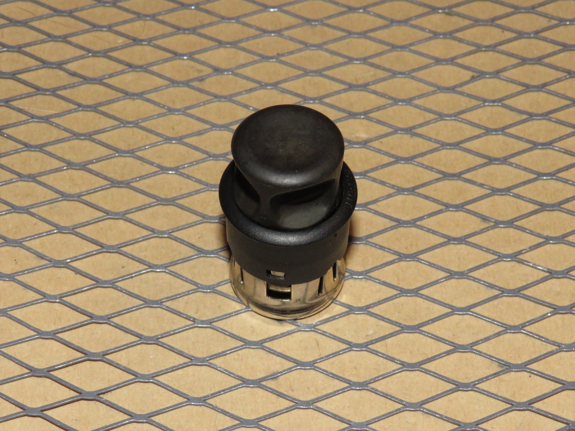 92 93 Mercedes 500E OEM 12v 12 Volt Lighter