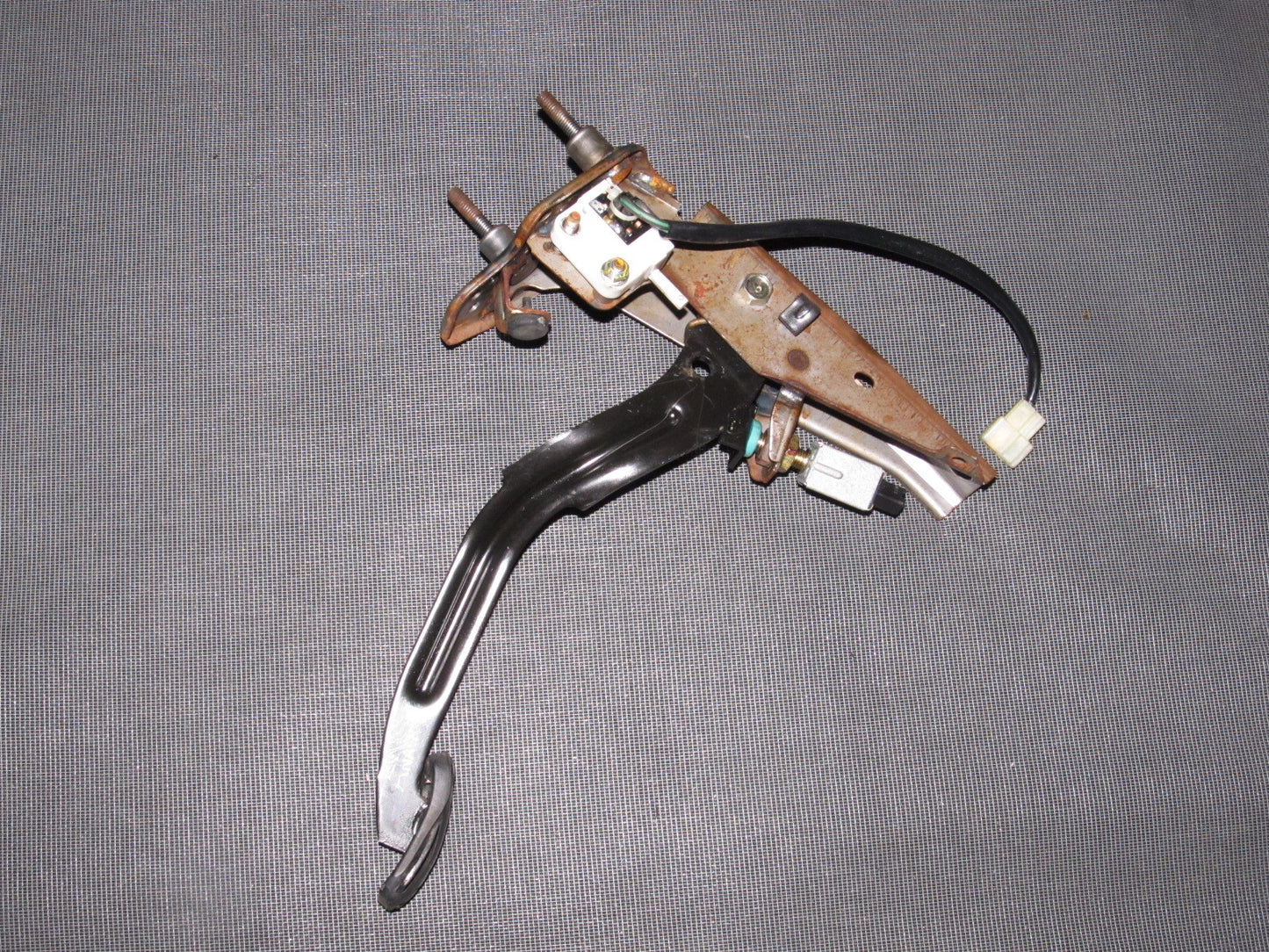 94 95 96 97 Mazda Miata OEM M/T Pedal Assembly