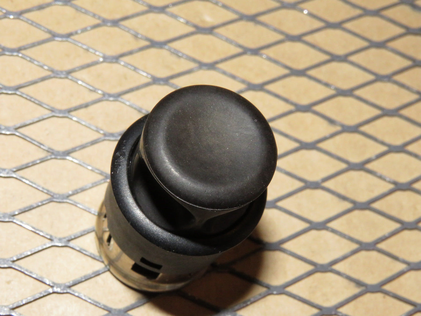 92 93 Mercedes 500E OEM 12v 12 Volt Lighter