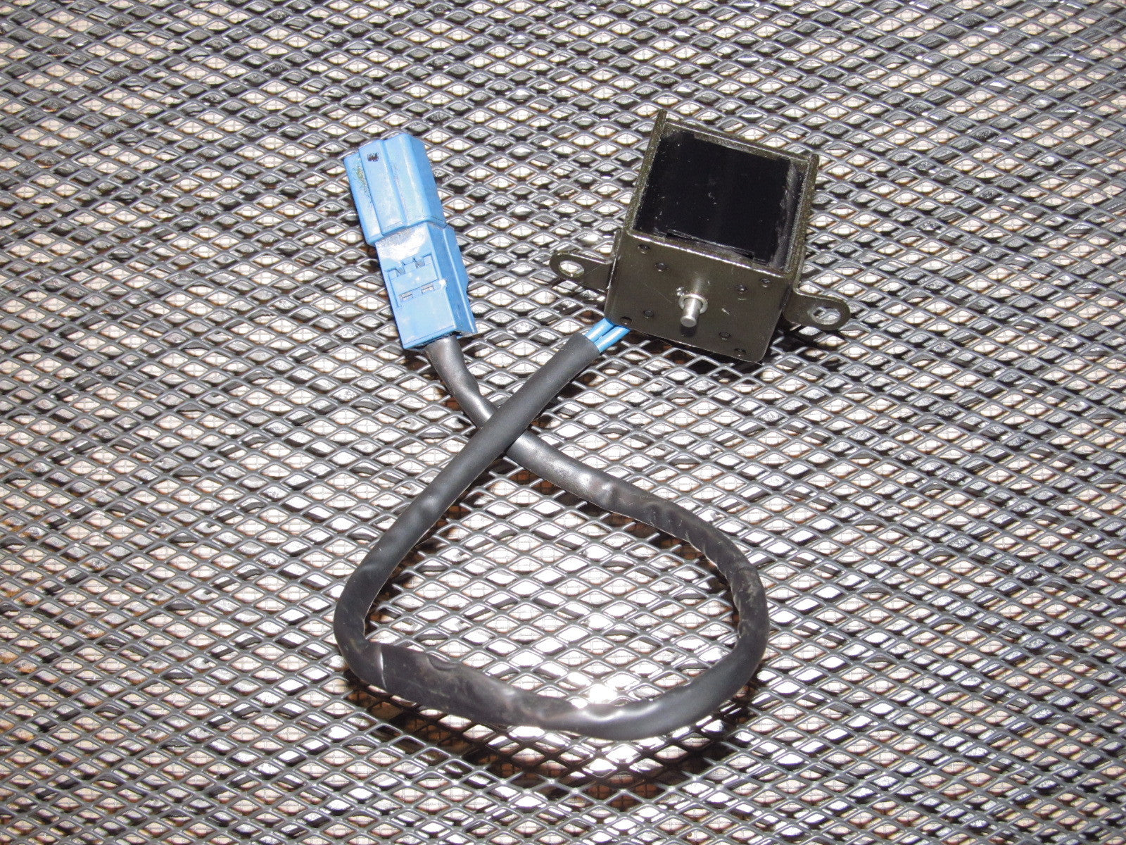 91 92 93 94 95 Toyota MR2 OEM Key Interlock Solenoid 8543217010