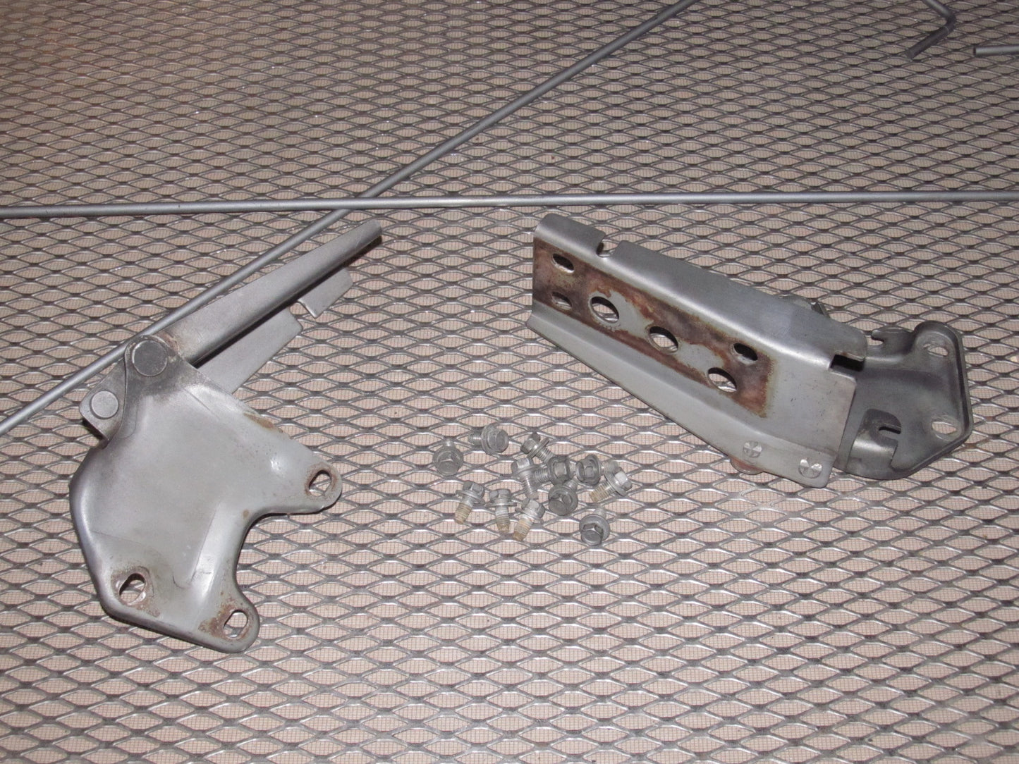 79 80 Datsun 280zx OEM Hood Hinges & Torsion Rod