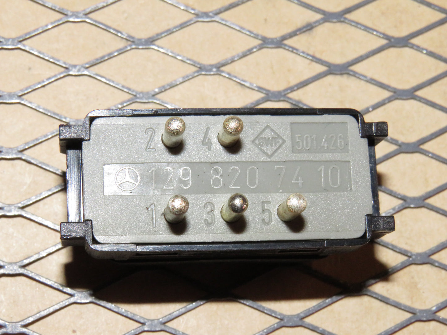 90 91 92 93 Mercedes 500SL OEM Rear Defroster Switch
