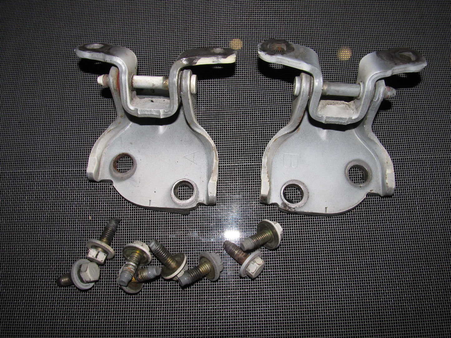 96 97 98 99 00 Honda Civic OEM Door Hinges - Right