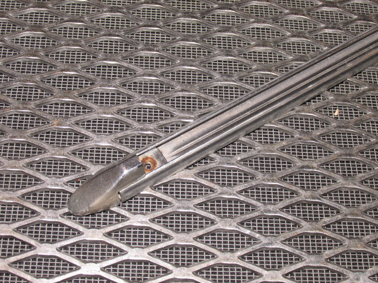 81 82 83 Datsun 280zx OEM Fender Moulding - Chrome