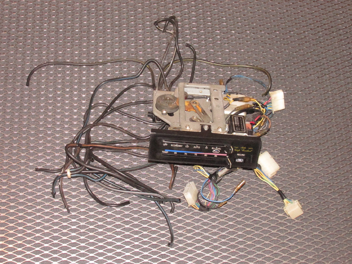 81 82 83 Datsun 280zx OEM Automatic Temperature Climate Control