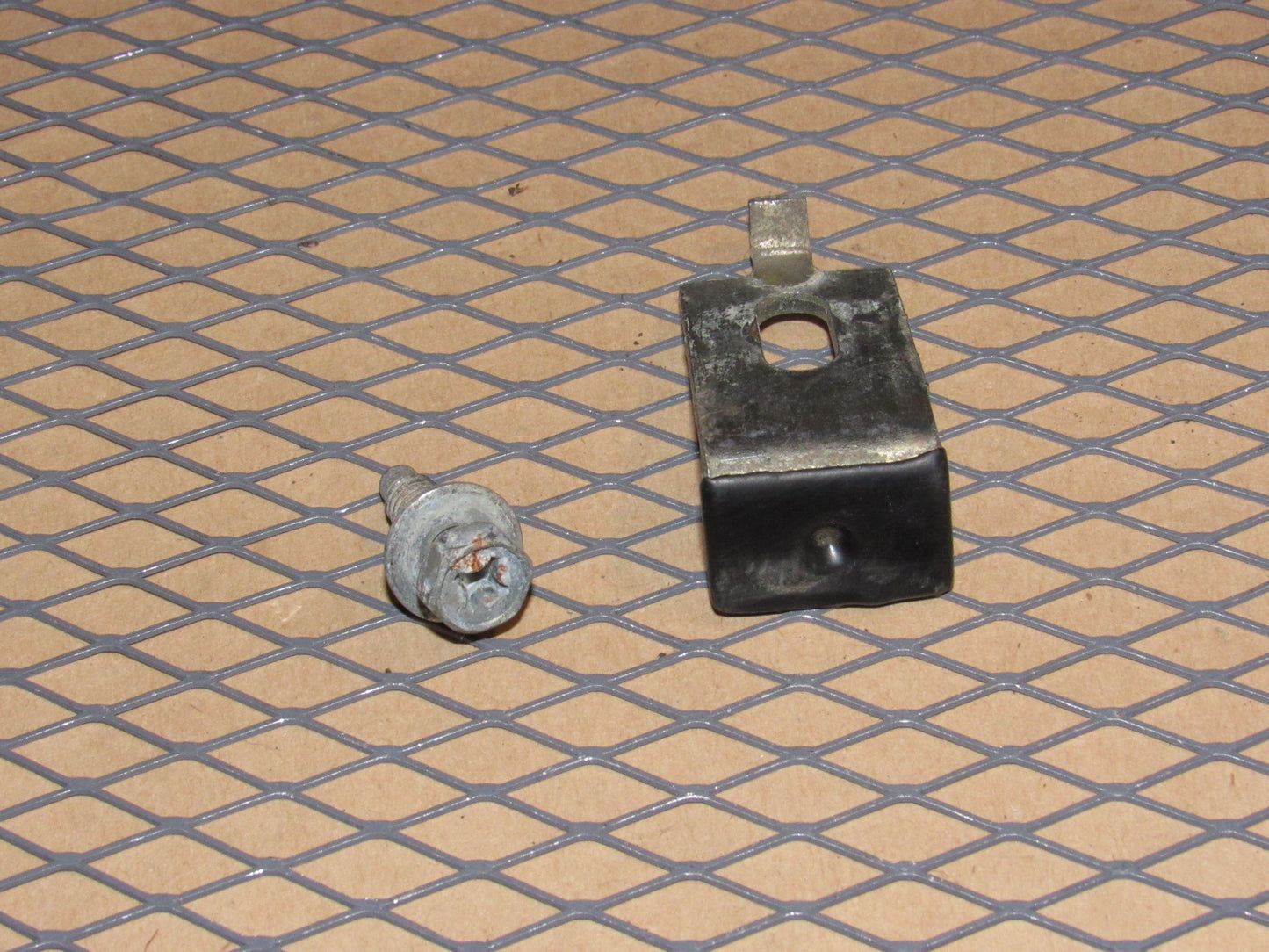 79 80 81 82 83 Datsun 280zx OEM Window Stopper Bracket