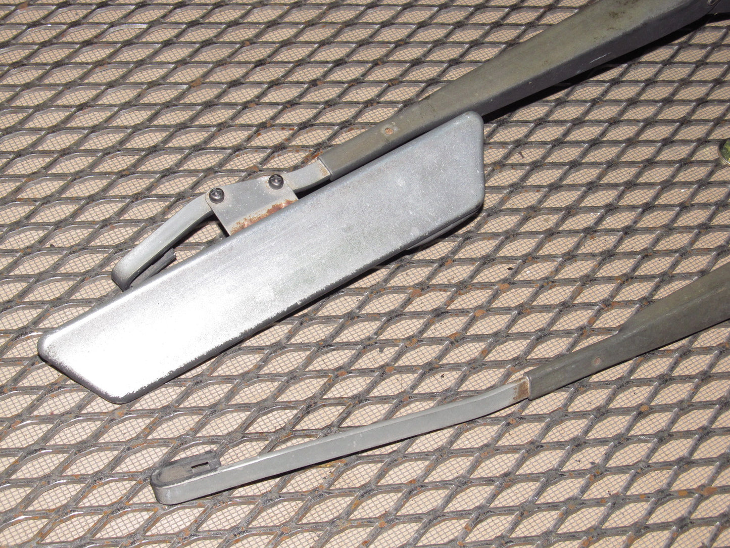 94 95 96 97 Mazda Miata OEM Wiper Arm