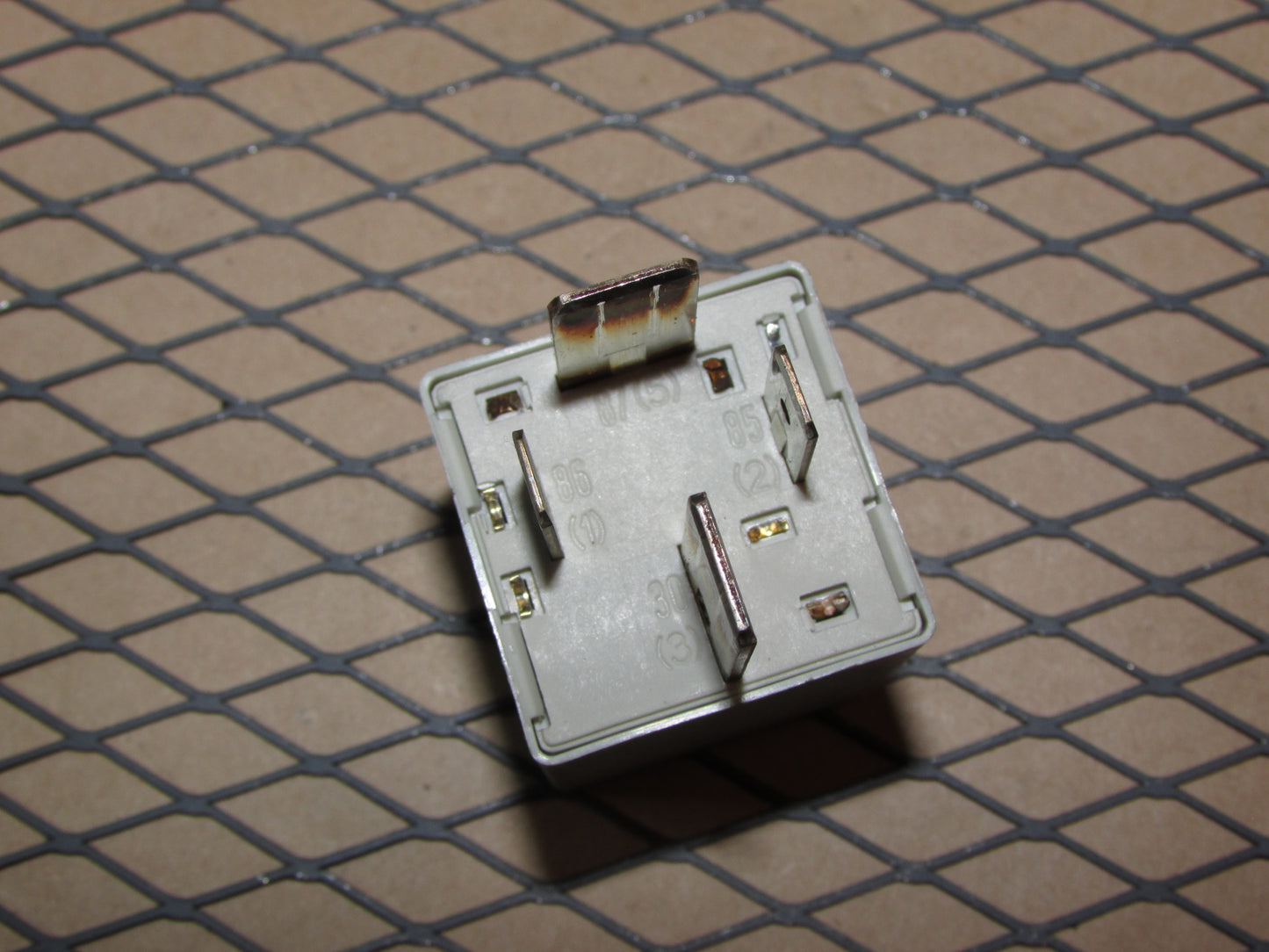 Audi & Volkswagen Relay (100) 7M0 951 253A