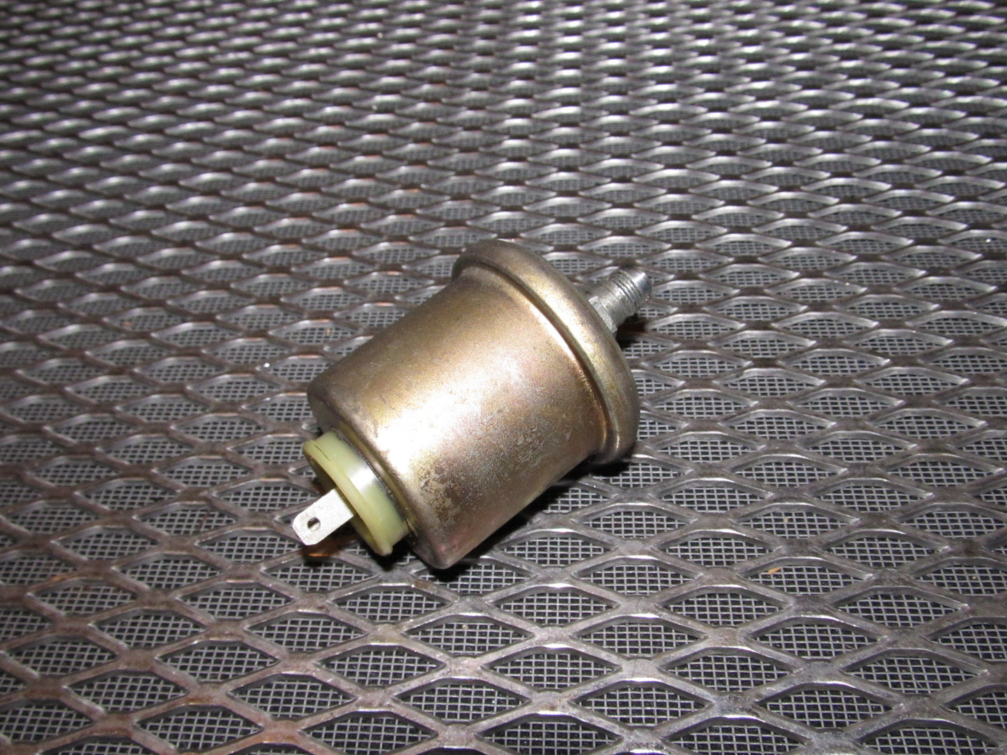 81 82 83 Datsun 280zx OEM Engine Oil Pressure Switch