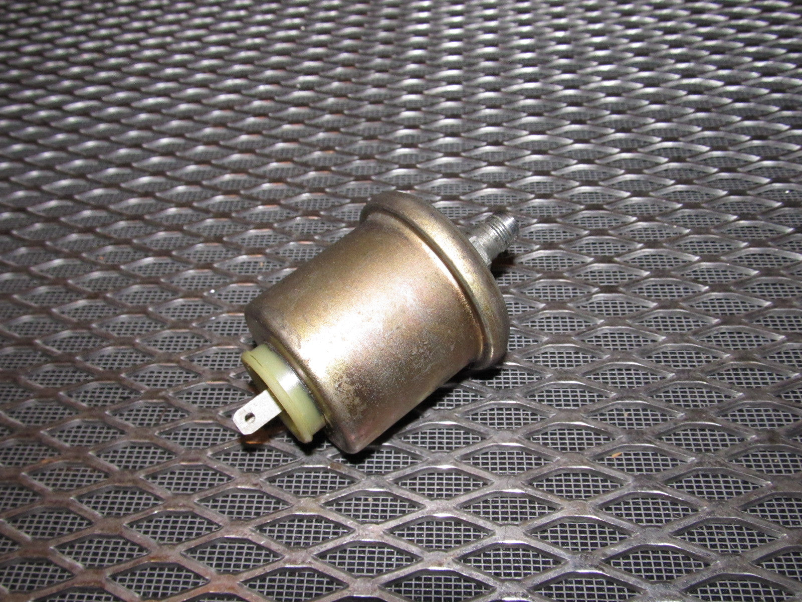 81 82 83 Datsun 280zx OEM Engine Oil Pressure Switch