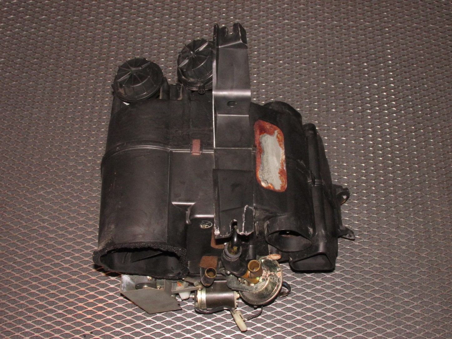 81 82 83 Datsun 280zx OEM Heater Core & Box