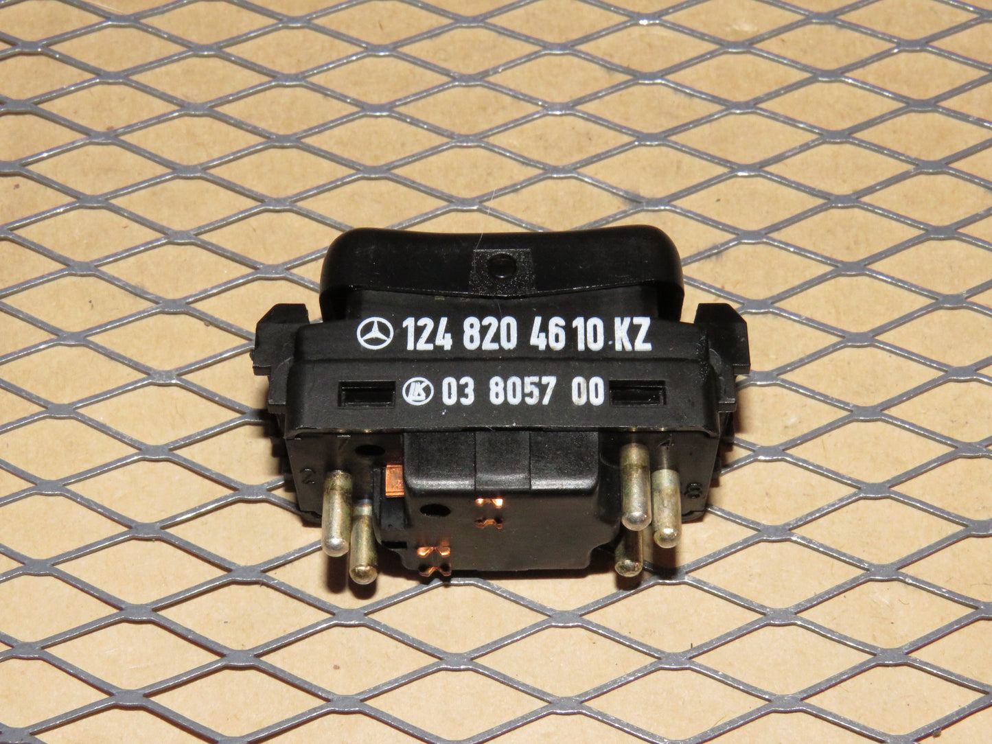 86 87 88 89 90 91 Mercedes Benz 560SEL OEM Console Power Window Switch - Left