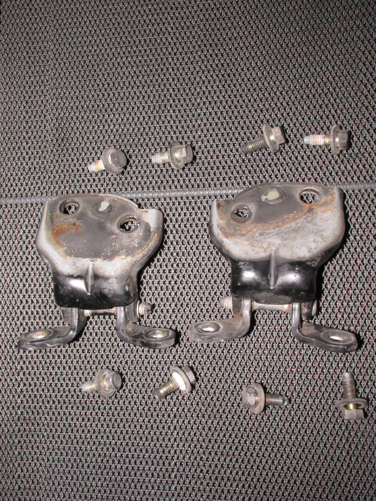 96 97 98 99 00 Honda Civic OEM Door Hinges - Right Set