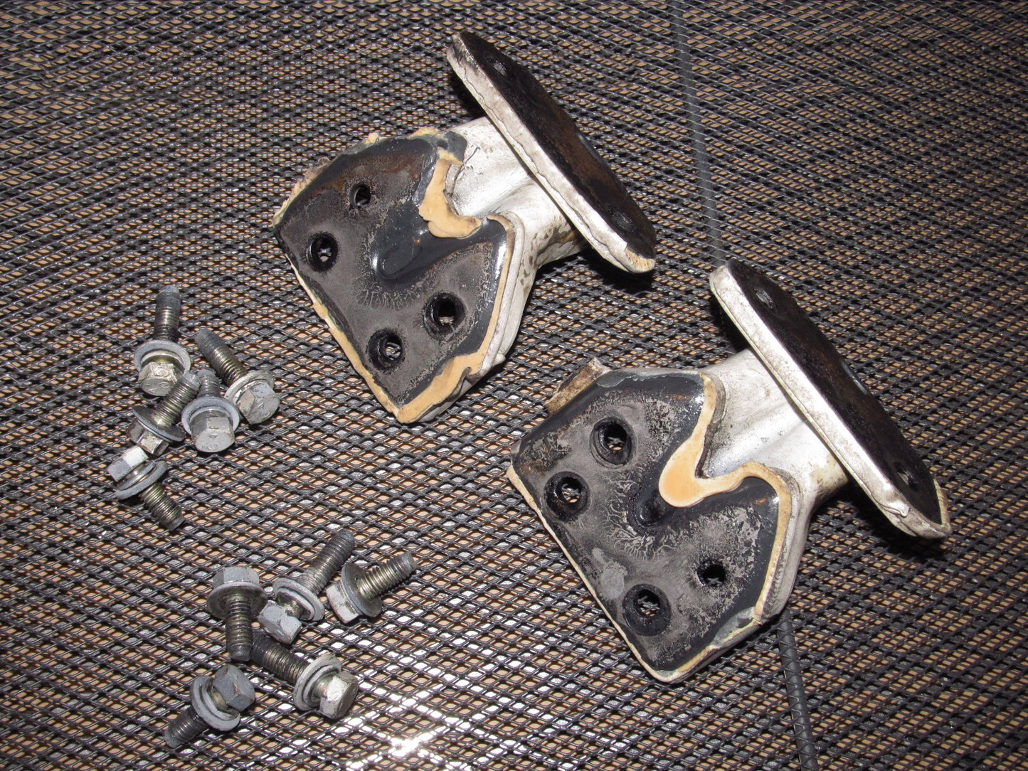 87 88 89 Nissan 300zx OEM Door Hinges - Left Set