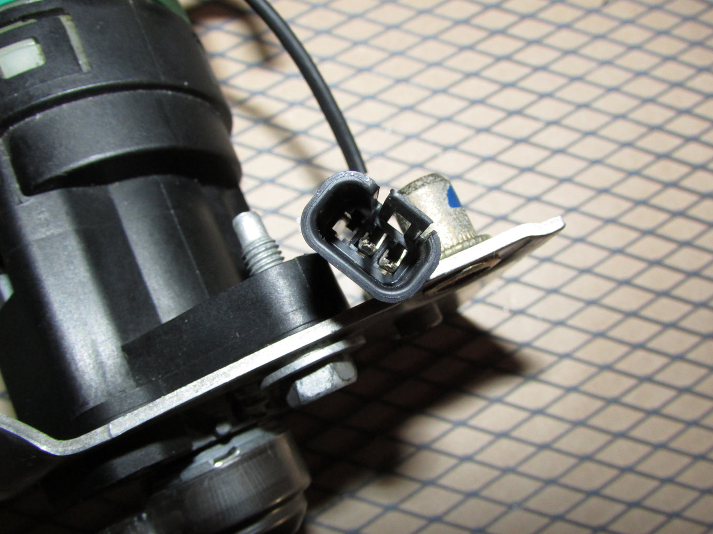 97 98 99 00 01 02 03 04 Chevrolet Corvette OEM Ignition Lock Cylinder & Switch