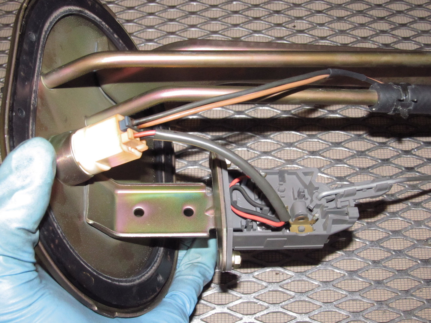 94 95 96 97 Mazda Miata OEM Fuel Pump & Sending Unit