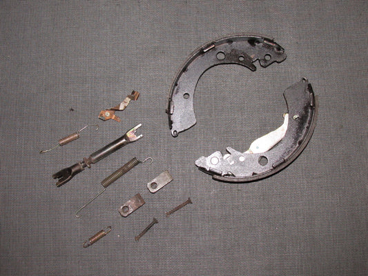 96 97 98 99 00 Honda Civic OEM Drum Brake & Hardware - Rear Right