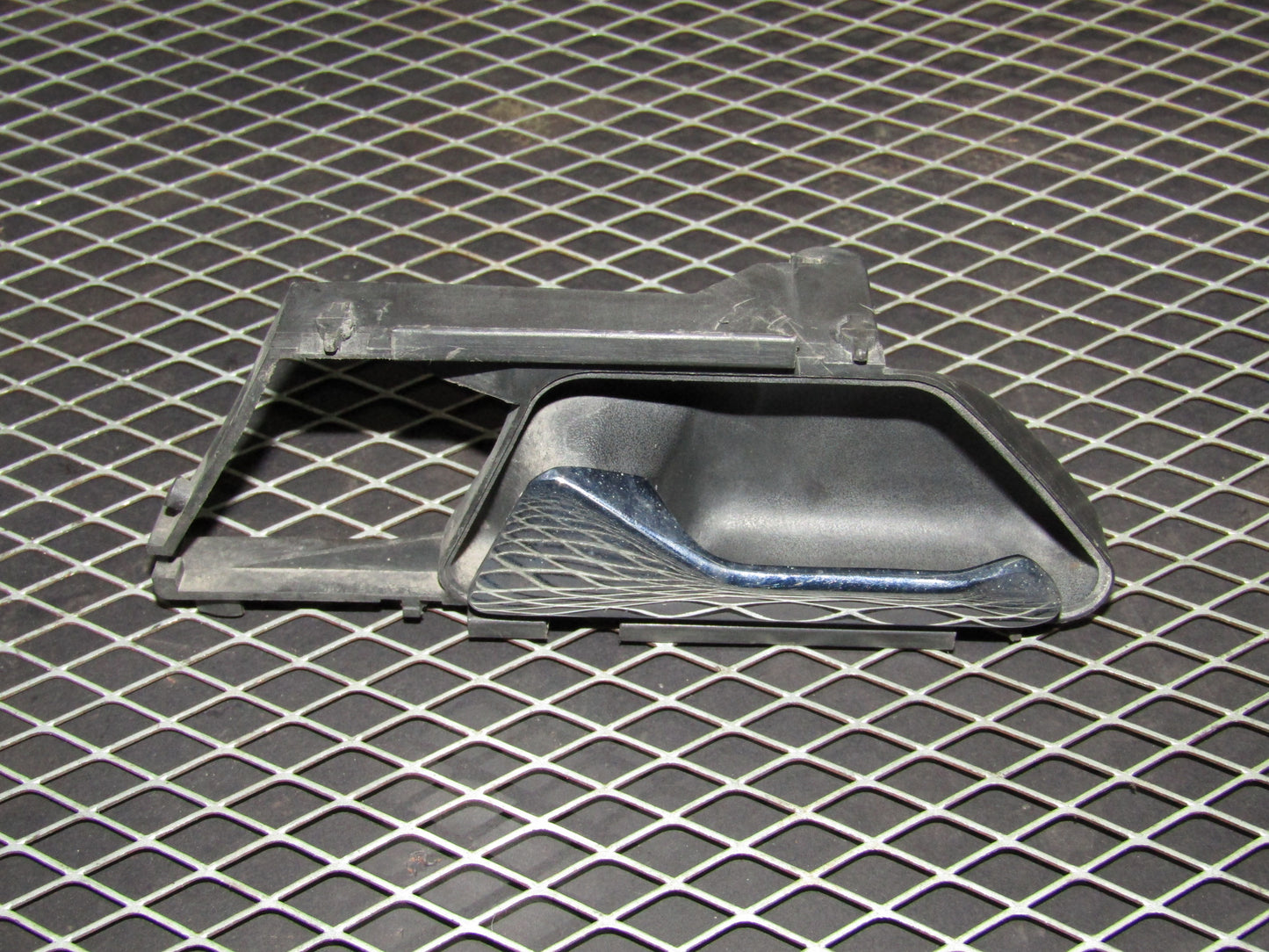 86-93 Mercedes Benz 300E OEM Rear Interior Door Handle - Left
