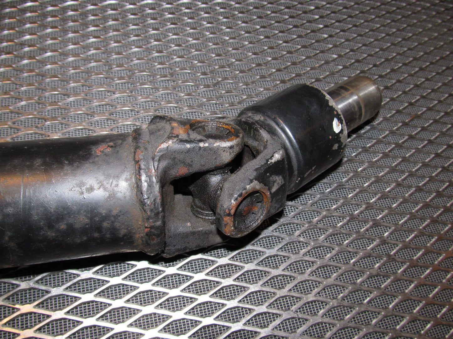 81 Datsun 280zx OEM Driveshaft - A/T N/A 2+0