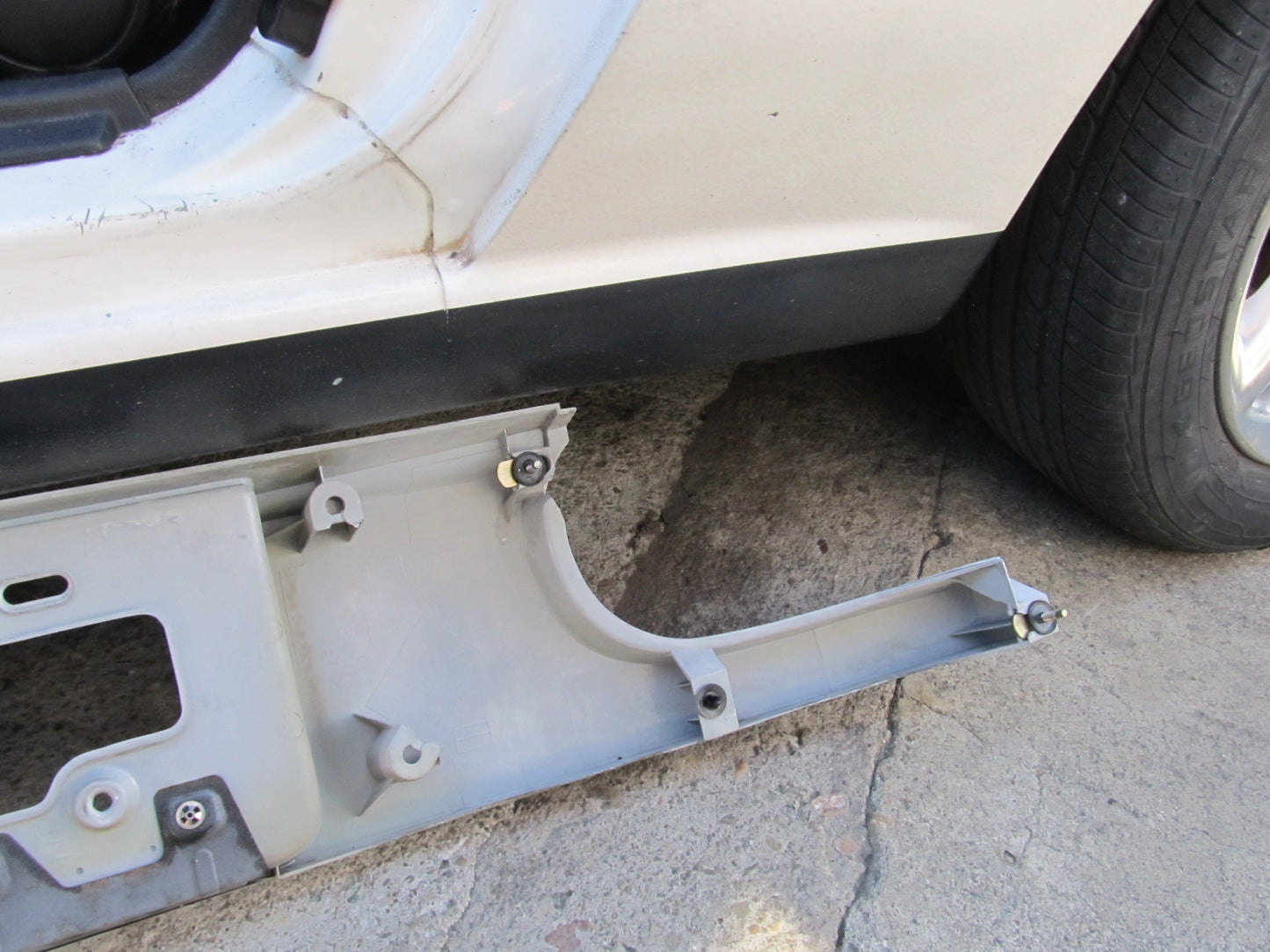 94 95 96 97 Mazda Miata OEM Rear Trunk License Plate Cover Panel