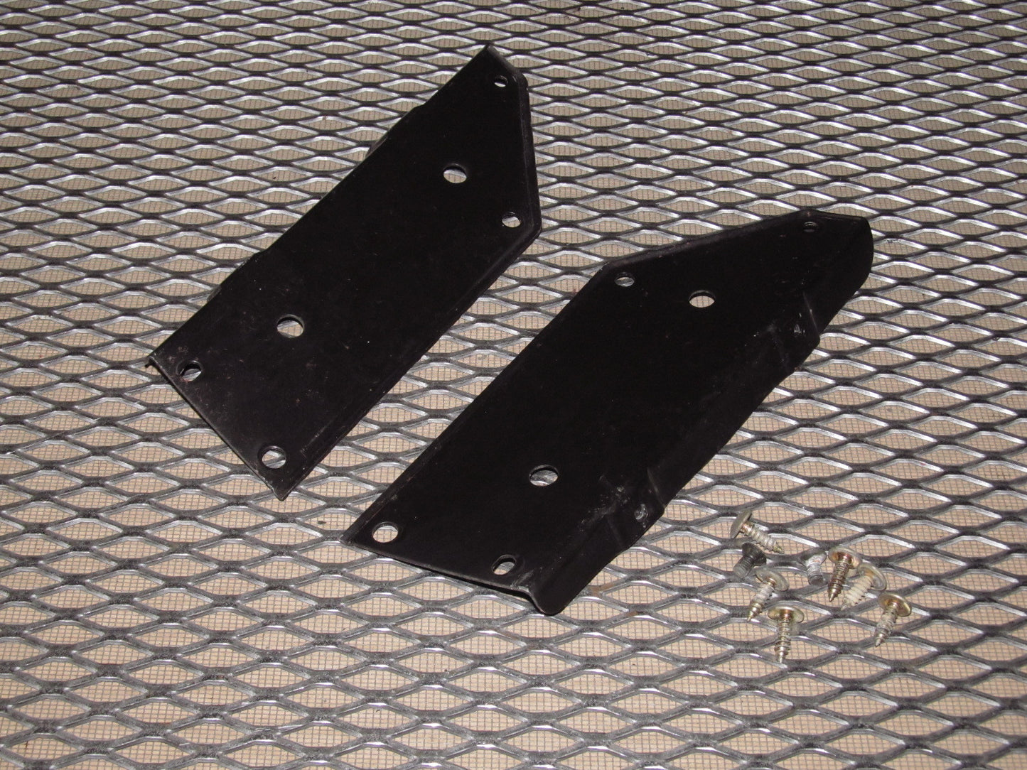 97 98 99 Mitsubishi Eclipse OEM Side Spoiler Mounting Bracket