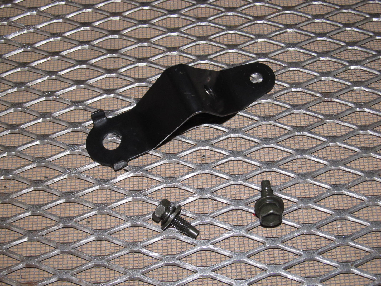 91 92 93 94 95 Toyota MR2 2.2L OEM Cruise Control Actuator Motor Mounting Bracket