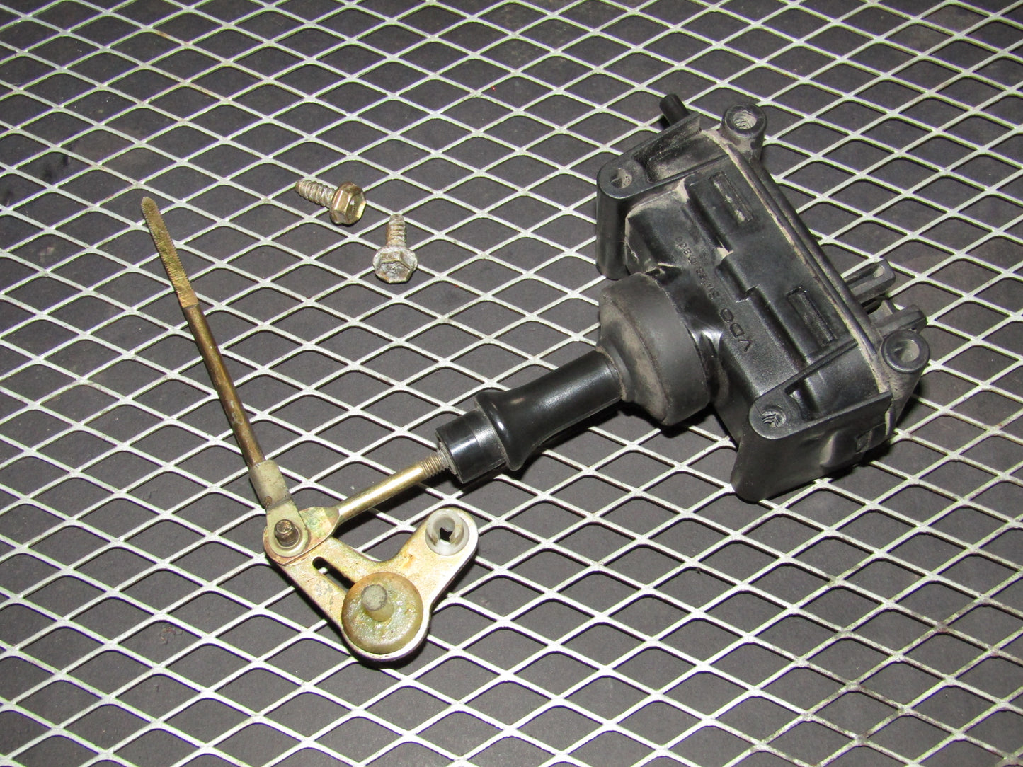 86-93 Mercedes Benz 300E OEM Rear Power Door Lock Actuator - Left