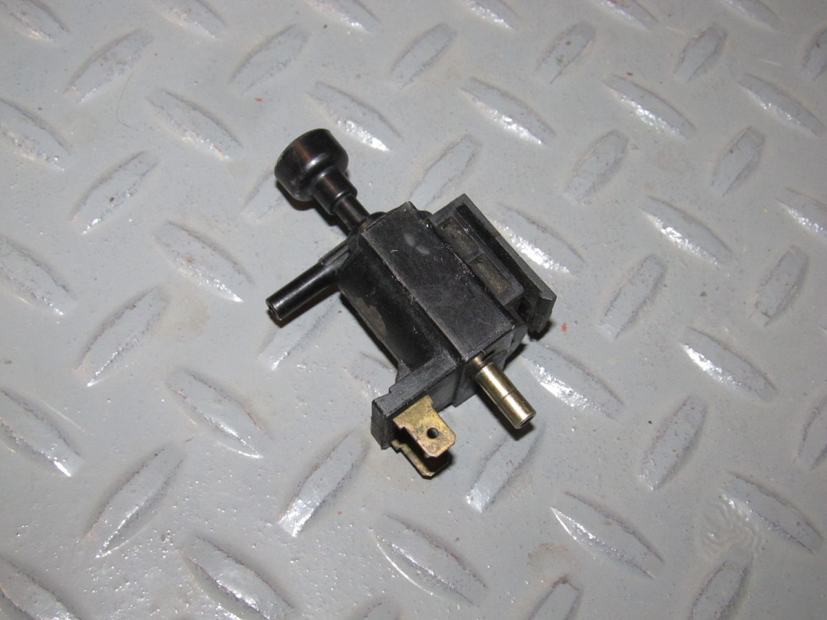 86 87 88 Mazda RX7 OEM Engine Air Vacuum Solenoid Valve AESA127