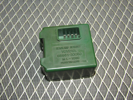 87-91 Toyota Crown Royal Saloon OEM Headlamp Retainer Relay