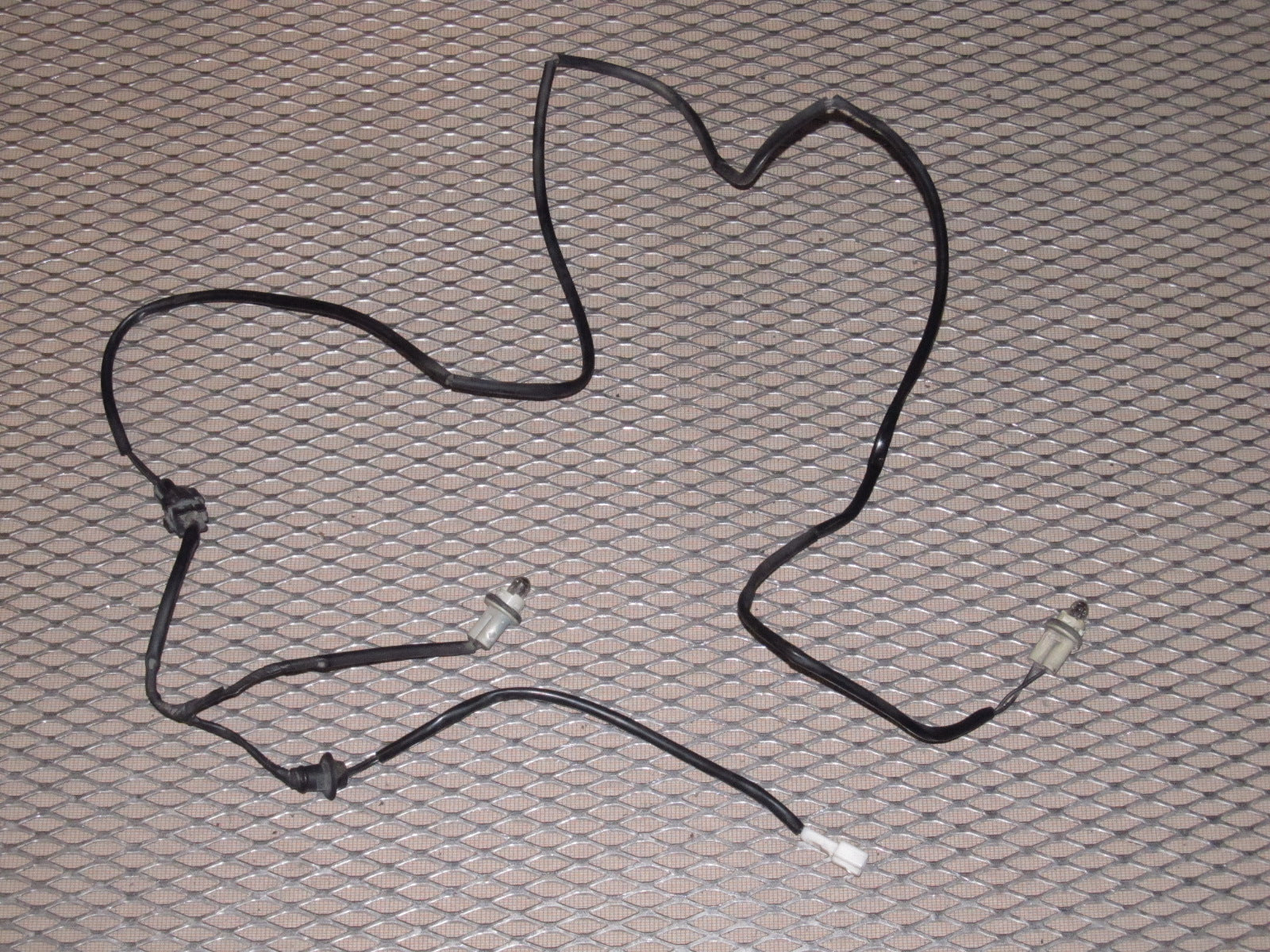 94 95 96 97 Mazda Miata OEM Rear Side Marker Bulb Socket & Wiring Harness