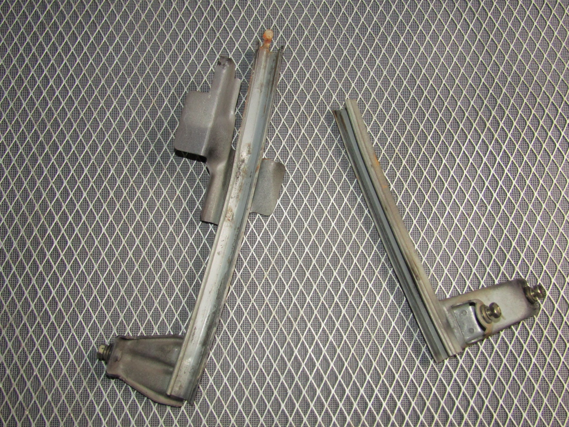 87-91 Toyota Crown Royal Saloon OEM Window Guide - Front Left