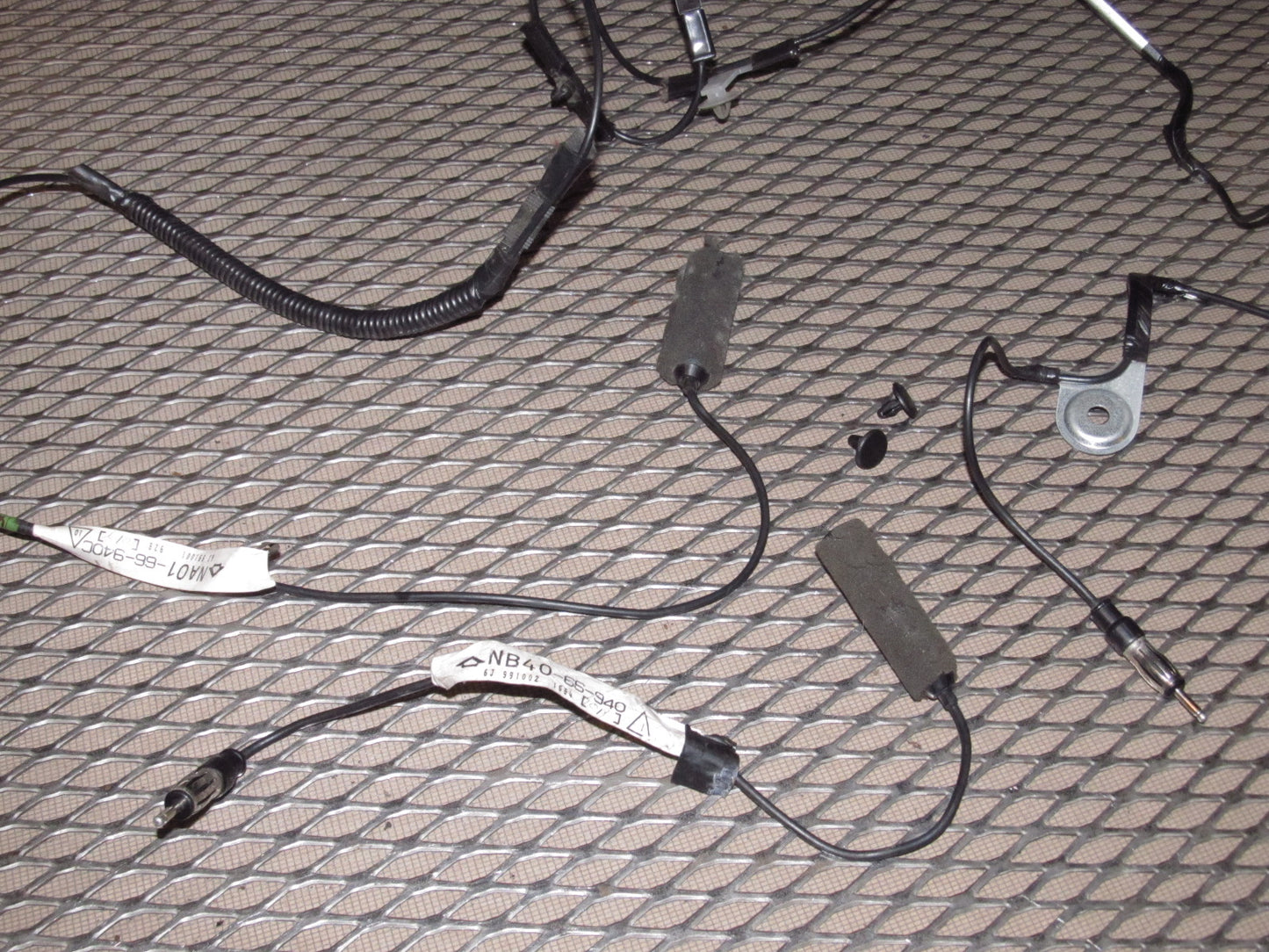 94 95 96 97 Mazda Miata OEM Antenna Cable