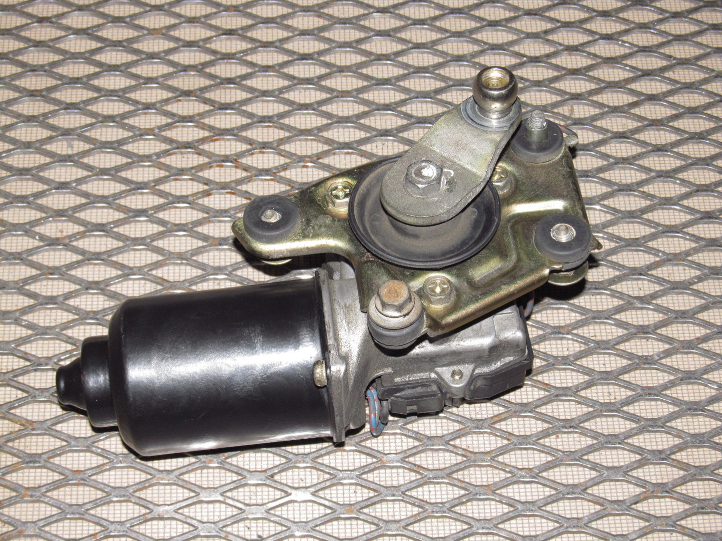 94 95 96 97 Mazda Miata OEM Front Wiper Motor