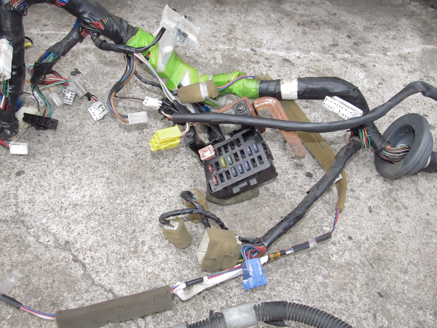 94 95 96 97 Mazda Miata OEM Engine & Transmission & Computer Wiring Harness