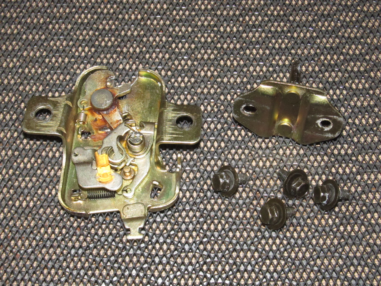 94 95 96 97 Mazda Miata OEM Trunk Latch & Striker