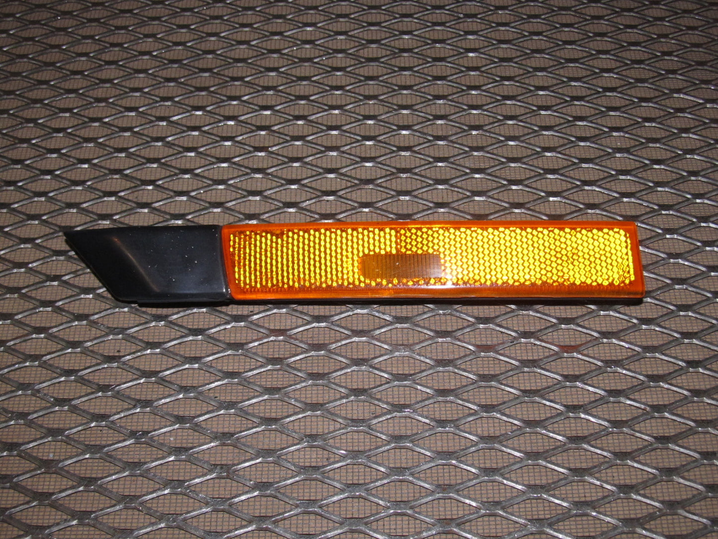 91 92 93 94 95 Toyota MR2 OEM Exterior Fender Moulding & Side Marker Light - Right