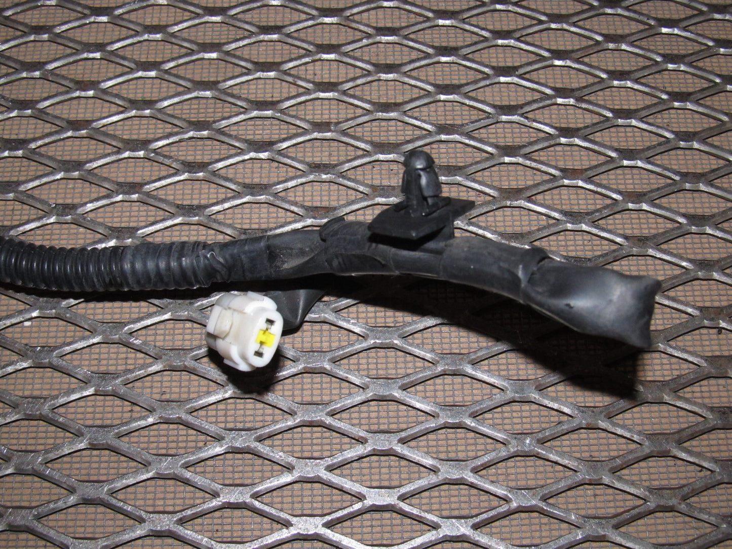 91 92 93 94 95 Toyota MR2 OEM Front Side Marker Light Pigtail Harness - Left