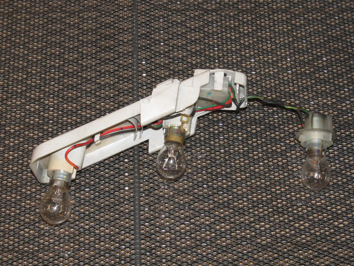 94 95 96 97 Mazda Miata OEM Tail Light Bulb Socket Panel - Right