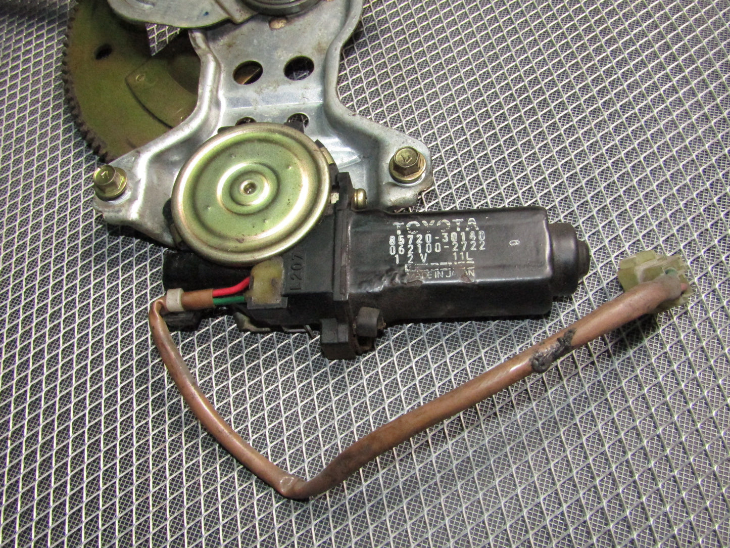 87 88 89 90 91 Toyota Crown Royal Saloon OEM Window Motor & Regulator - Rear Left