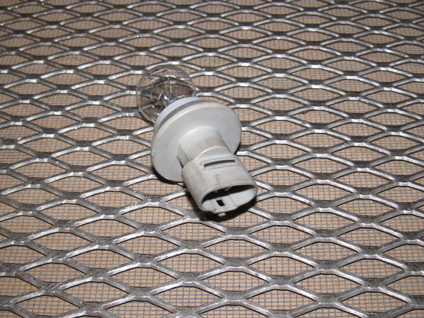 91 92 93 94 95 Toyota MR2 OEM Front Turn Signal Light Bulb Socket - Left